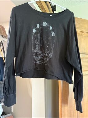 White Crow Black Crescent Moon & Cactus Graphic Cropped Sweatshirt